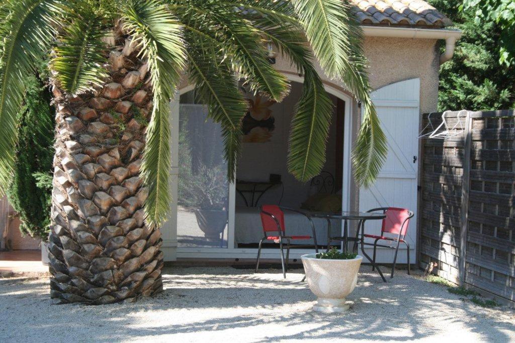 Mas Des Petits Loups Villa Cabrieres  Exterior photo